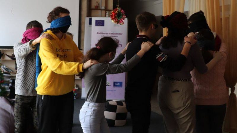 Teambuilding pentru echipa tinerilor abilitați în media